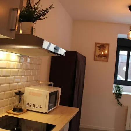 Standing - Centre - Calme - Neuf Apartment